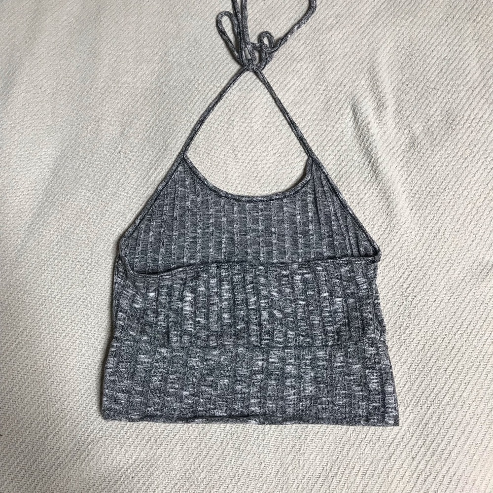 Ribbed Cropped Halter Top - Picture 2 of 3